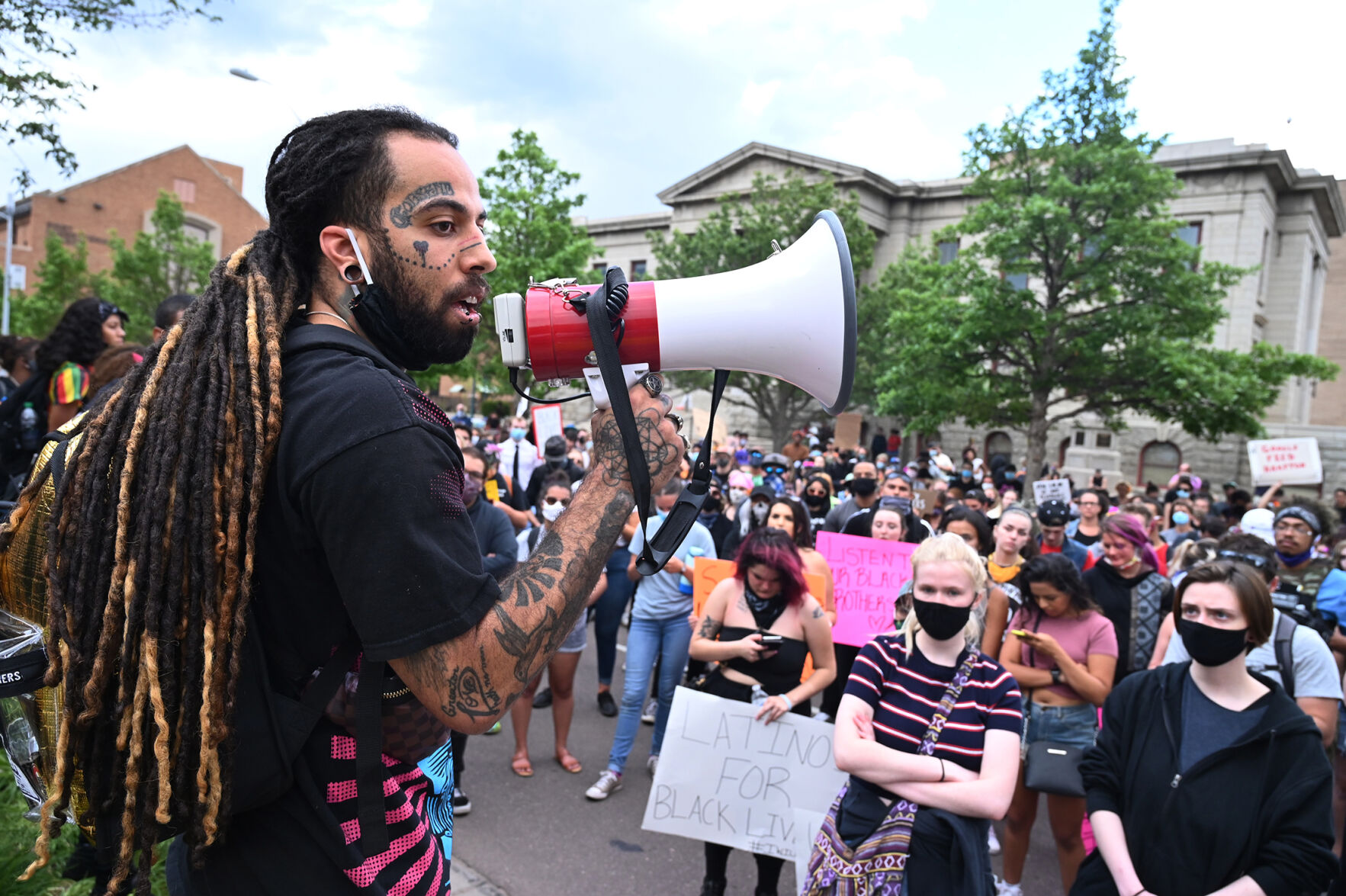 060420-news-protests 04.JPG